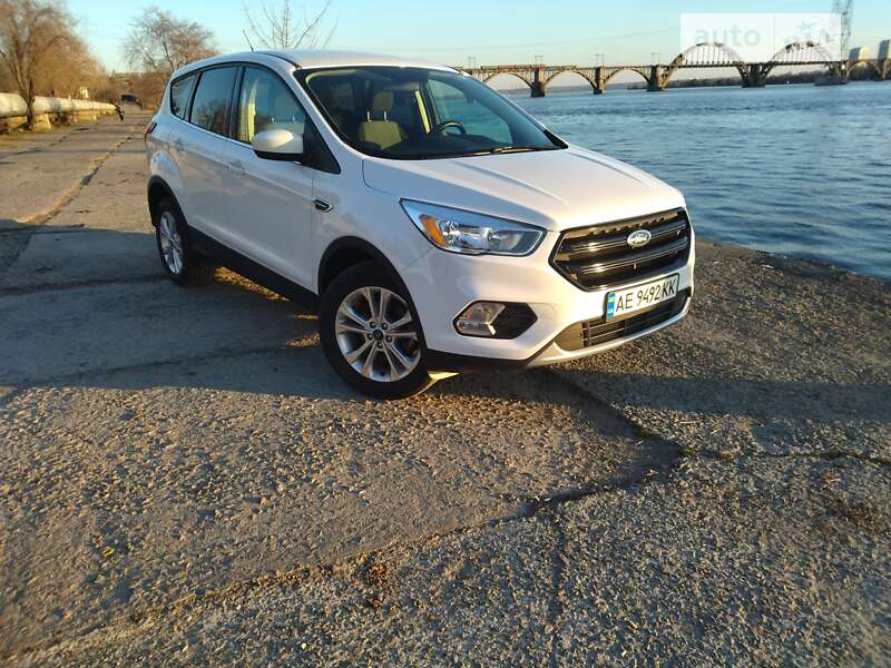 2019 ford escape