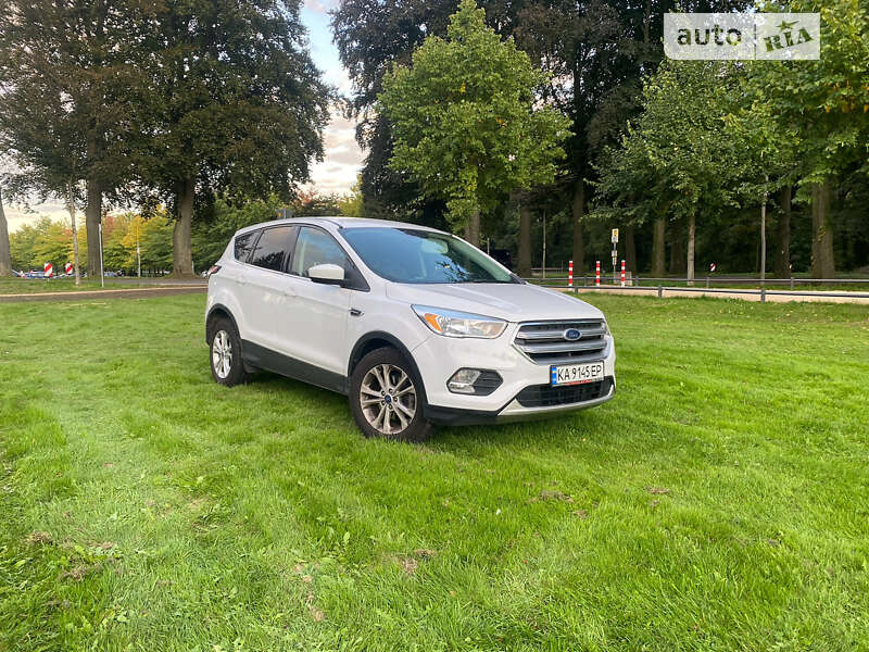 2017 ford escape