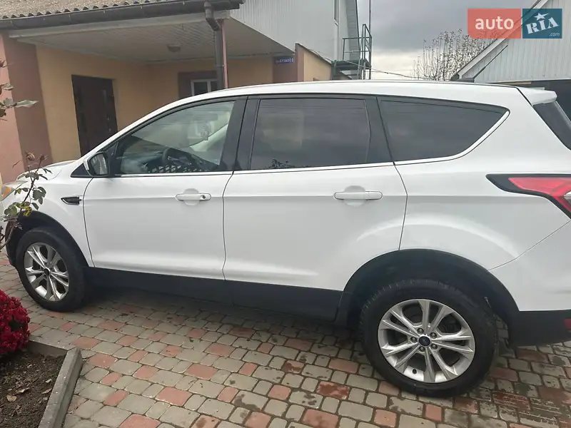 2017 ford escape
