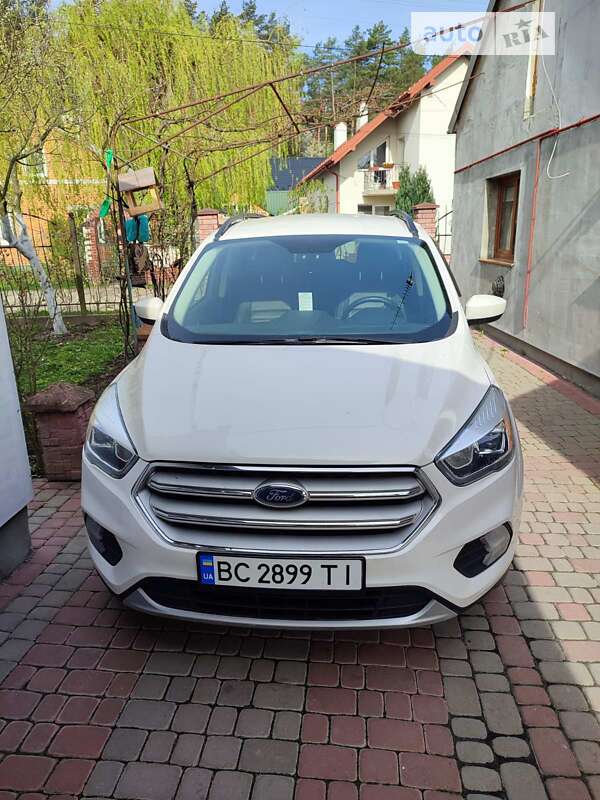 2017 ford escape