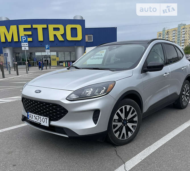 2020 ford escape