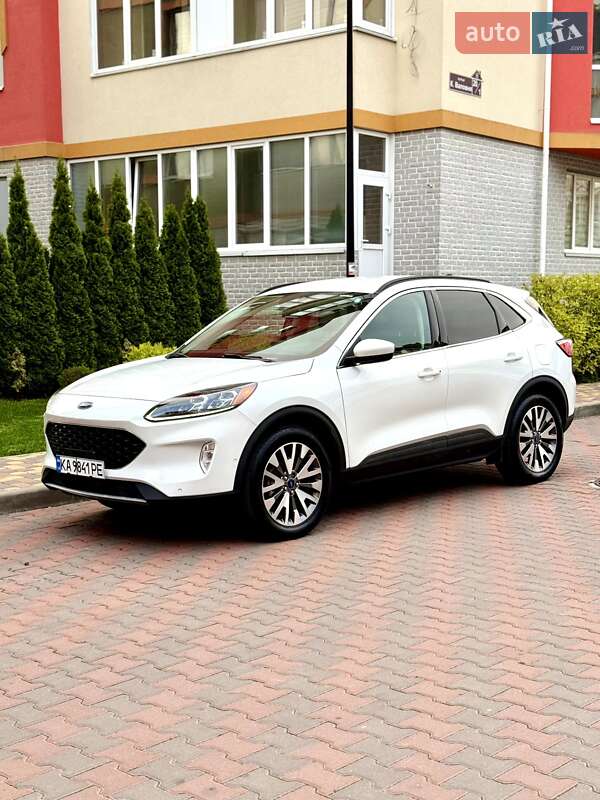 2021 FORD Escape