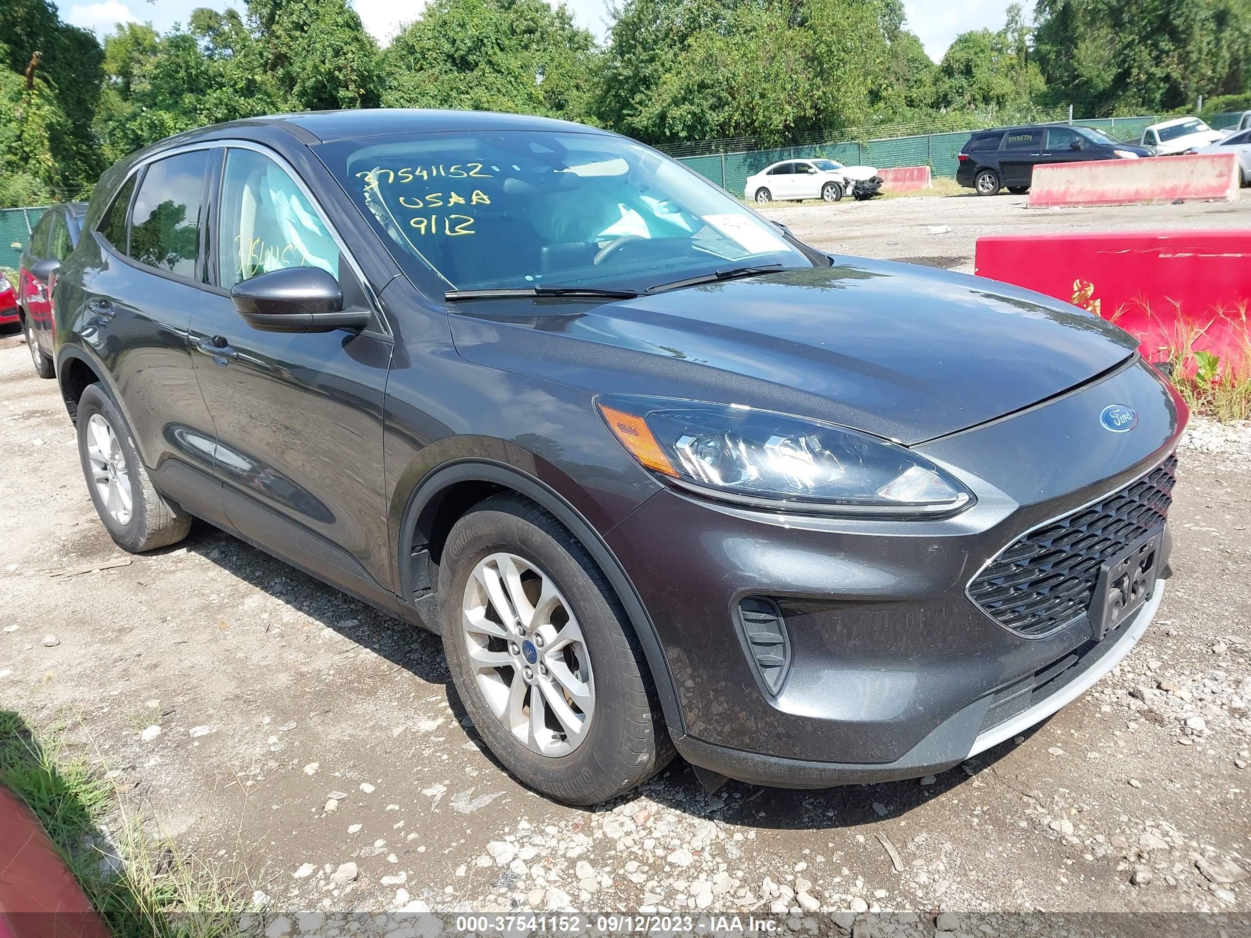 2020 ford escape