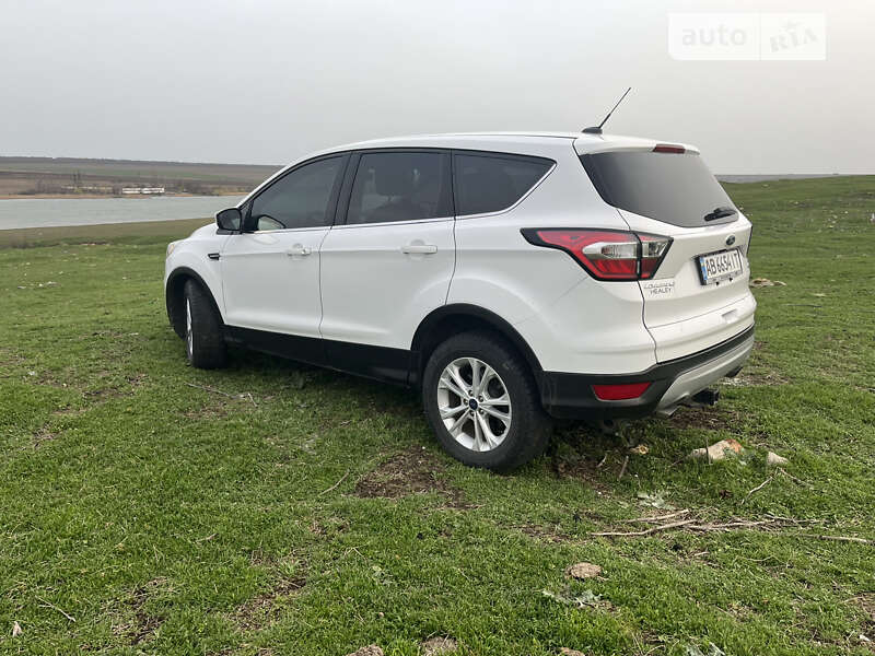 2017 FORD Escape