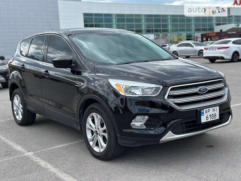 2017 FORD Escape