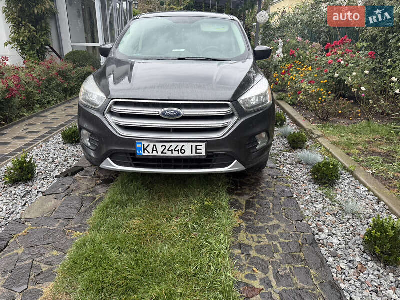 2017 ford escape