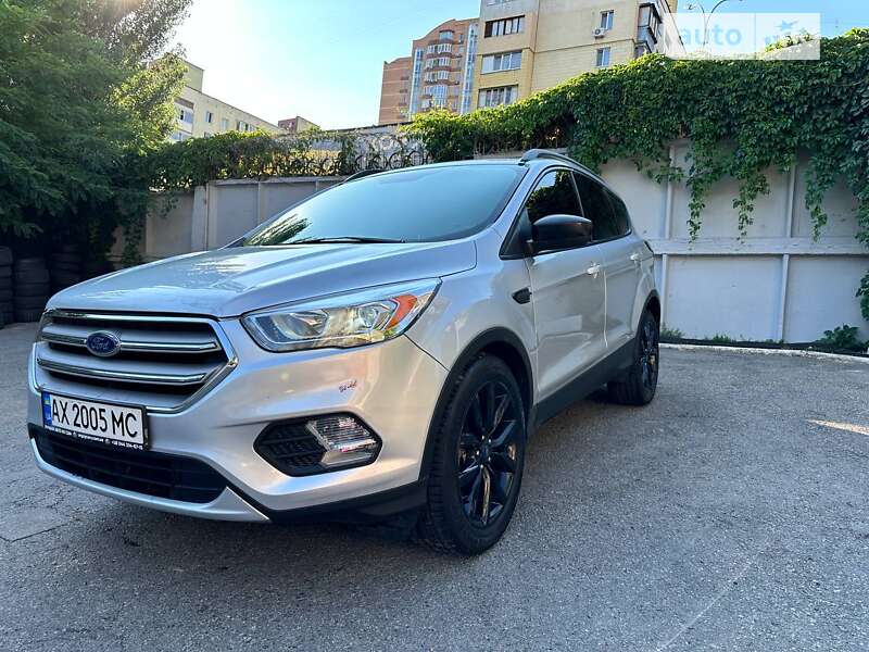 2017 ford escape