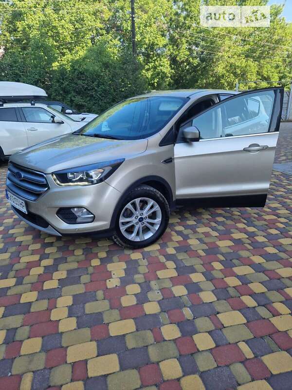 2017 ford escape