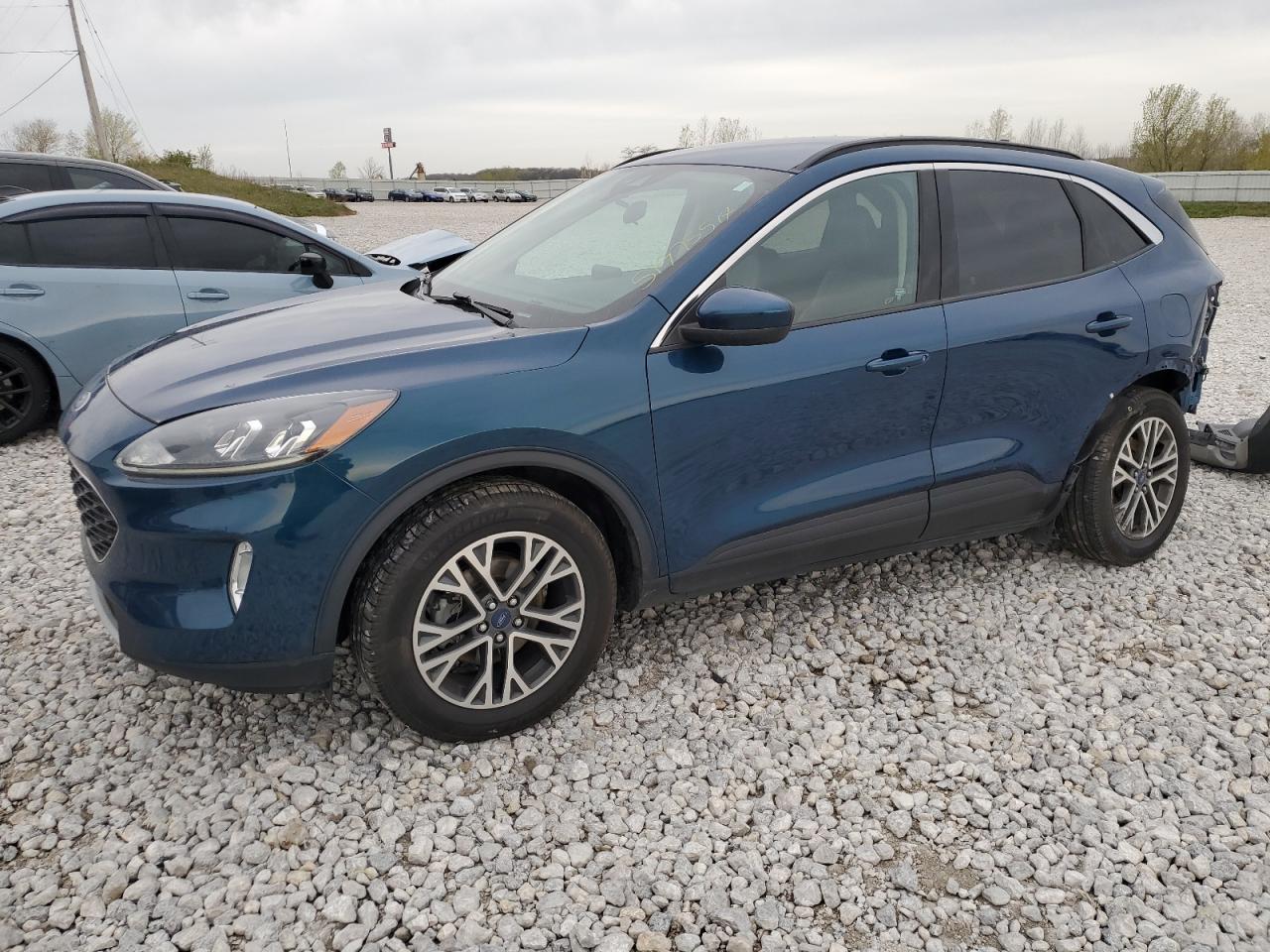 2020 FORD Escape