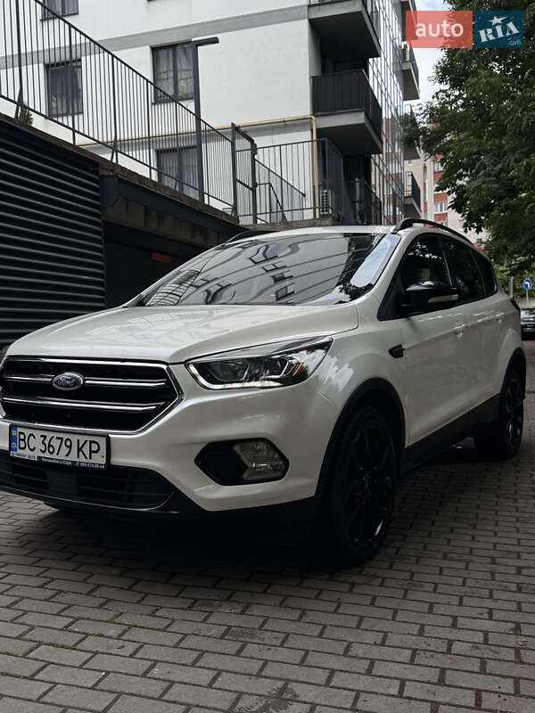 2017 ford escape