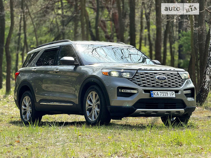 2019 ford explorer