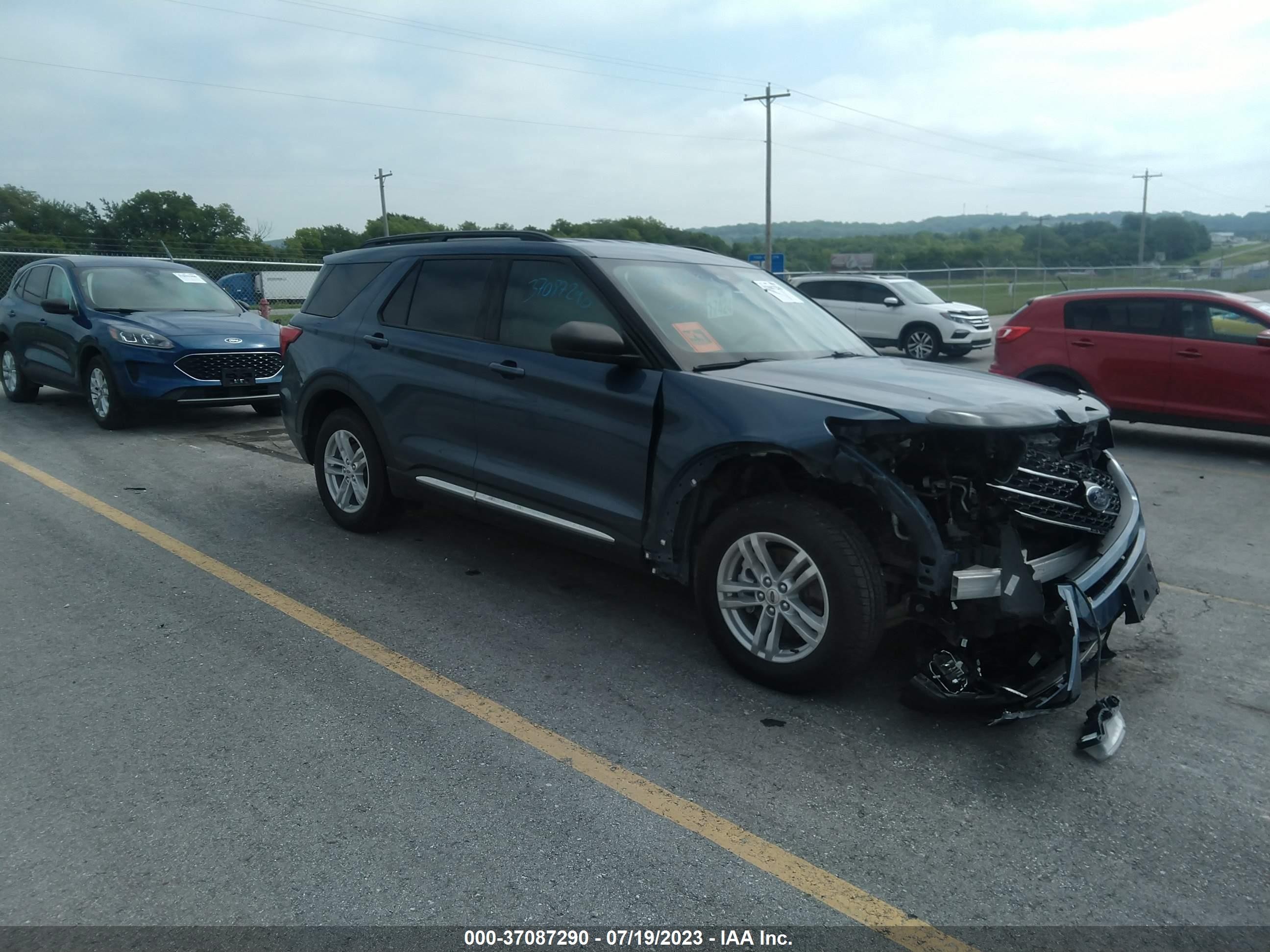 2019 ford explorer