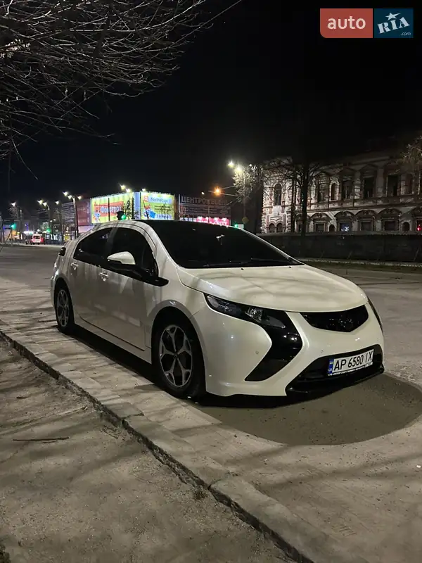 2014 opel ampera