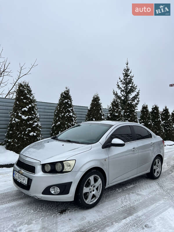 2016 chevrolet sonic