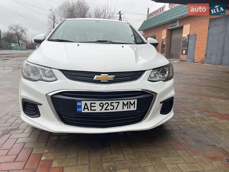 2017 chevrolet sonic
