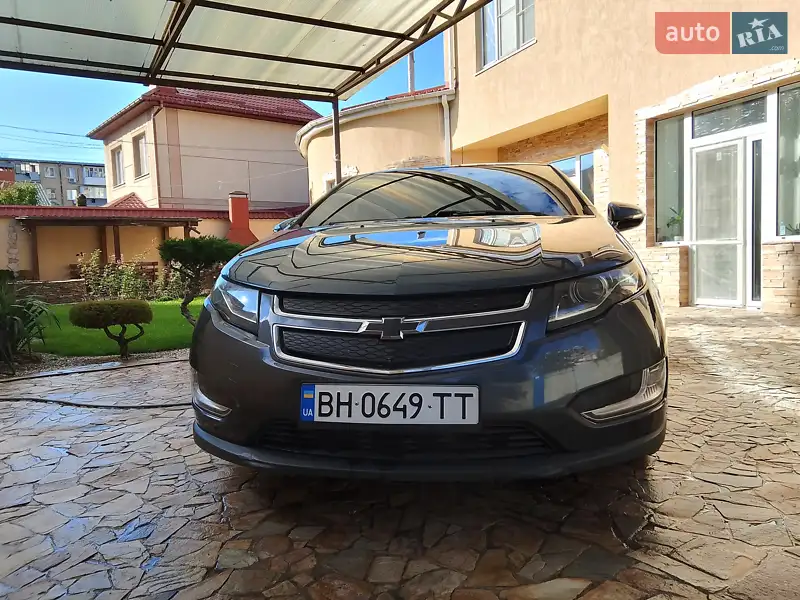 2011 chevrolet volt