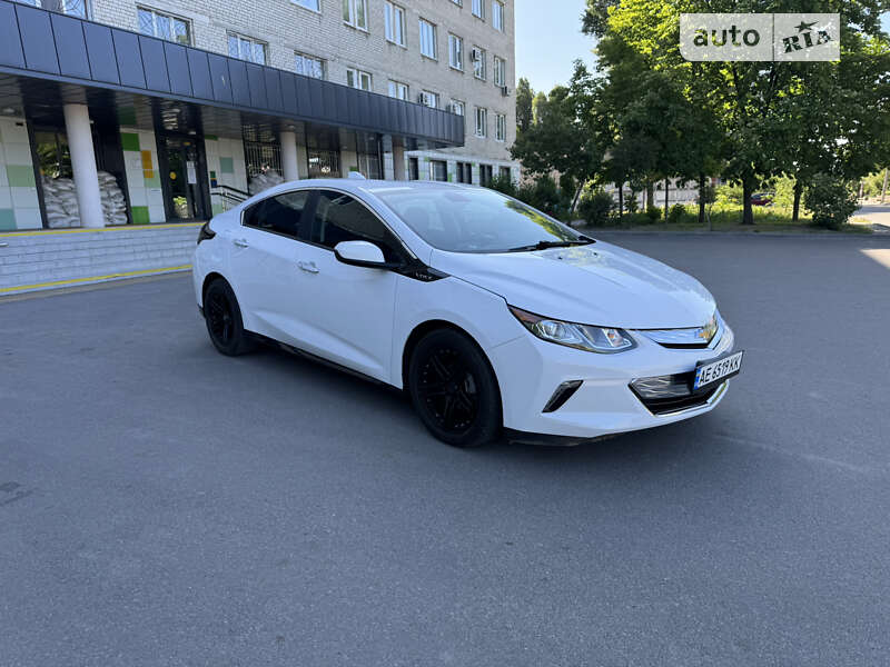 2018 chevrolet volt