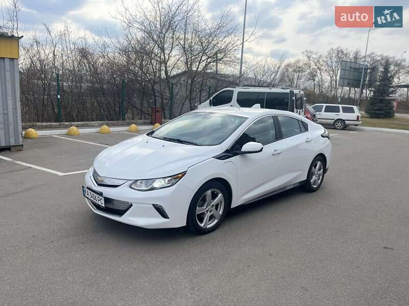 2018 chevrolet volt