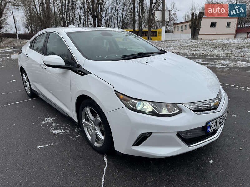 2018 chevrolet volt
