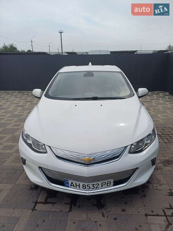 2017 chevrolet volt