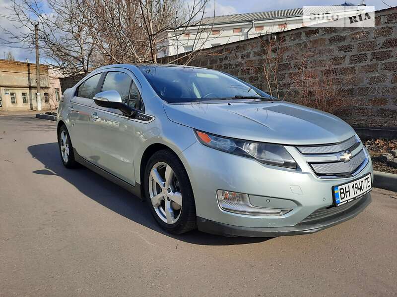 2011 chevrolet volt