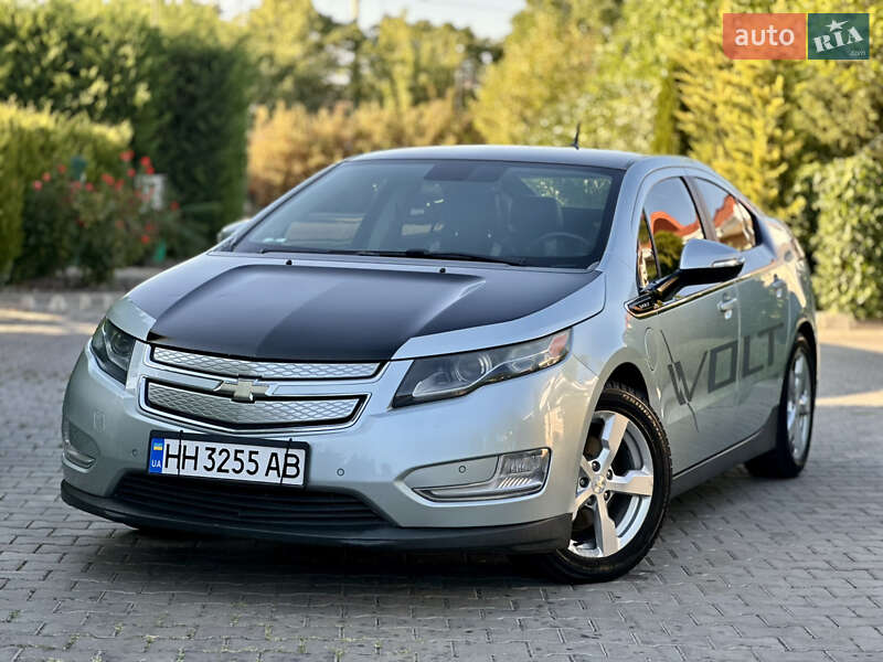 2011 chevrolet volt