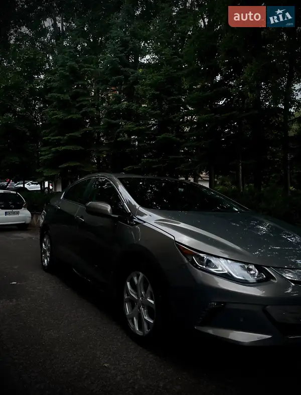 2017 chevrolet volt