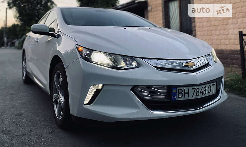 2017 chevrolet volt