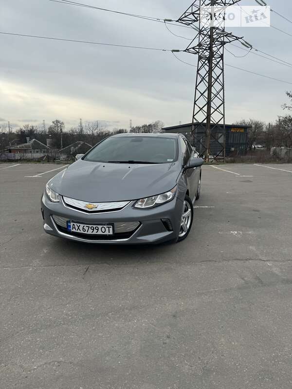 2018 CHEVROLET Volt
