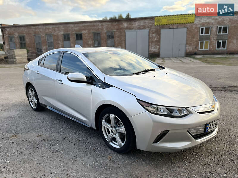 2017 chevrolet volt