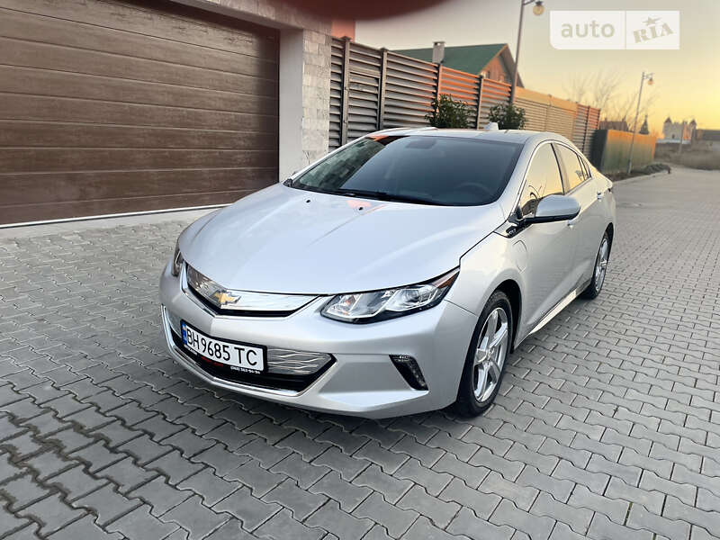 2017 chevrolet volt