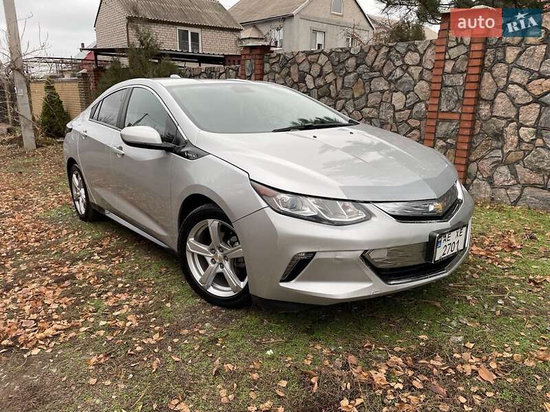 2017 chevrolet volt
