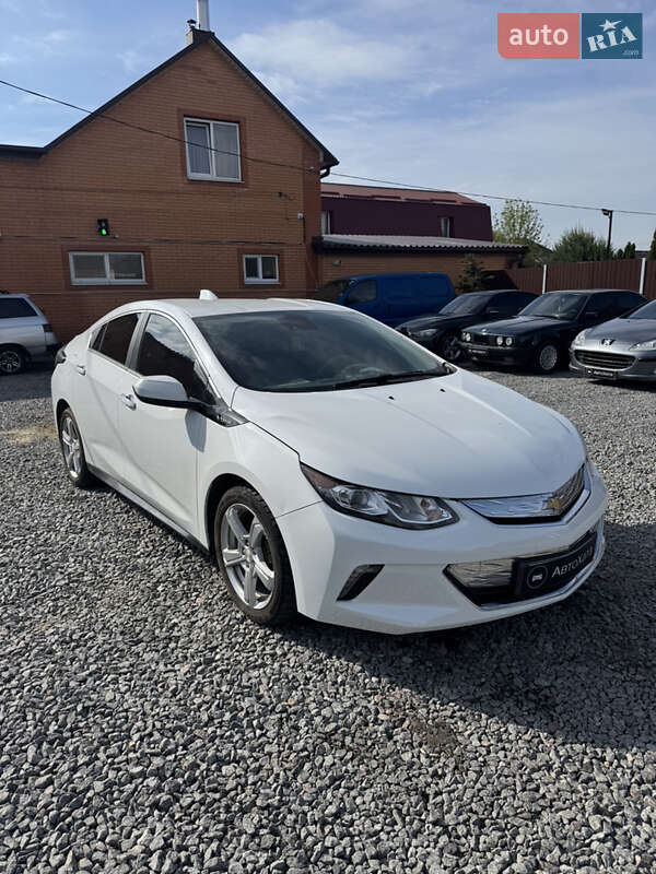 2017 chevrolet volt