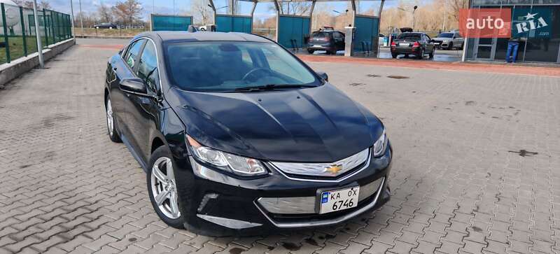 2018 chevrolet volt