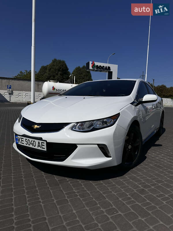 2018 chevrolet volt