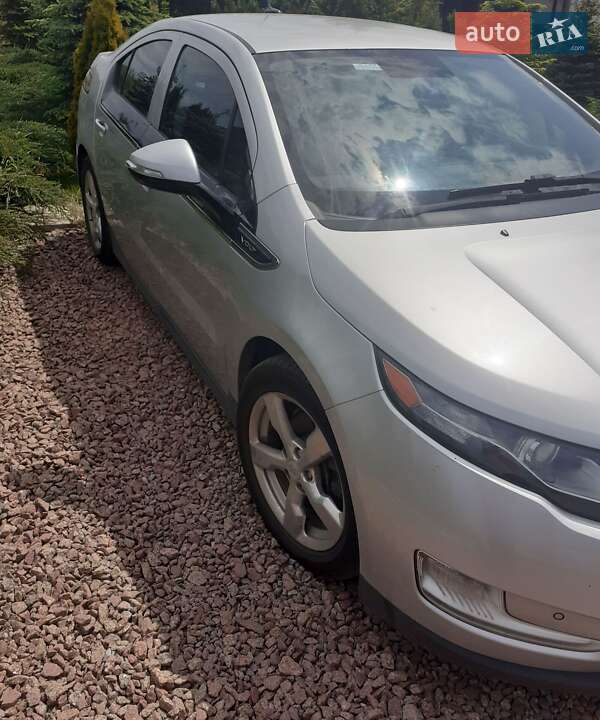 2011 chevrolet volt