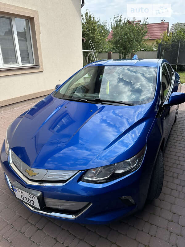 2018 chevrolet volt