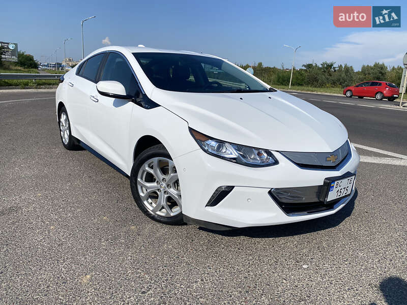 2017 chevrolet volt