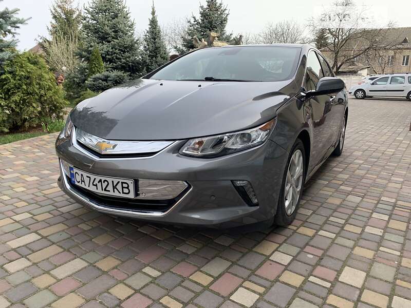 2017 chevrolet volt