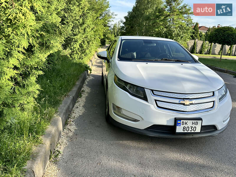 2013 chevrolet volt
