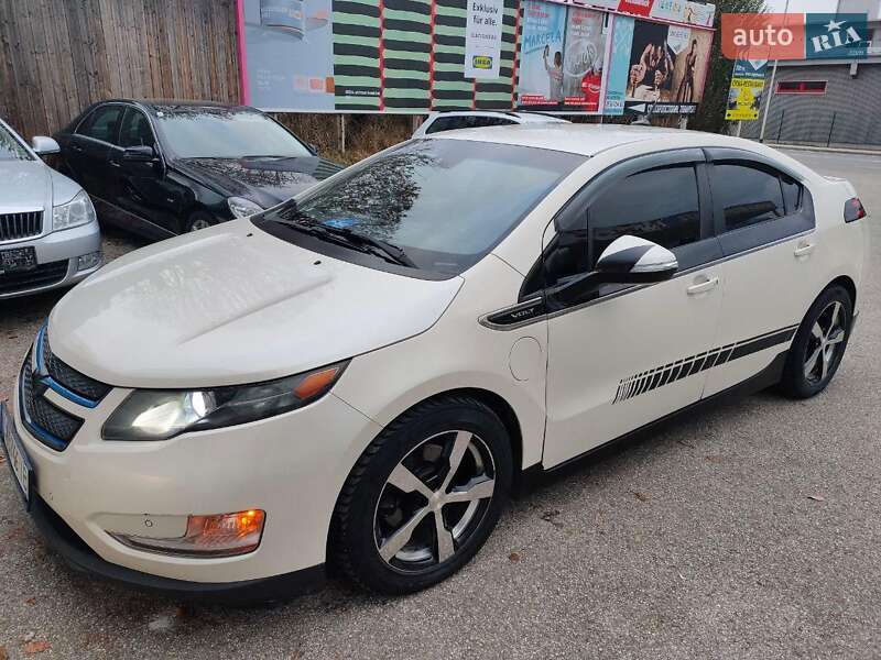 2013 chevrolet volt
