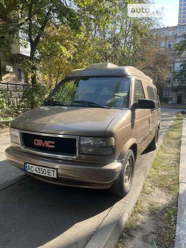 1995 gmc safari van