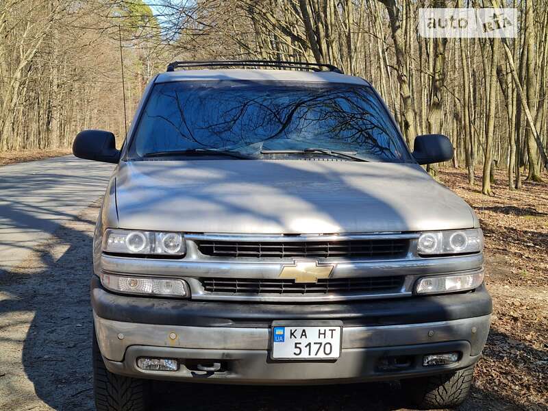 2004 chevrolet suburban
