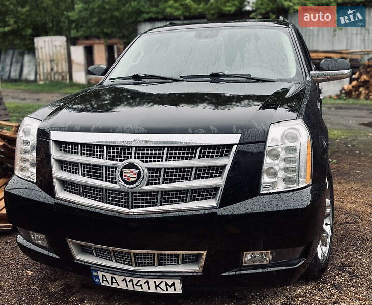2010 cadillac escalade