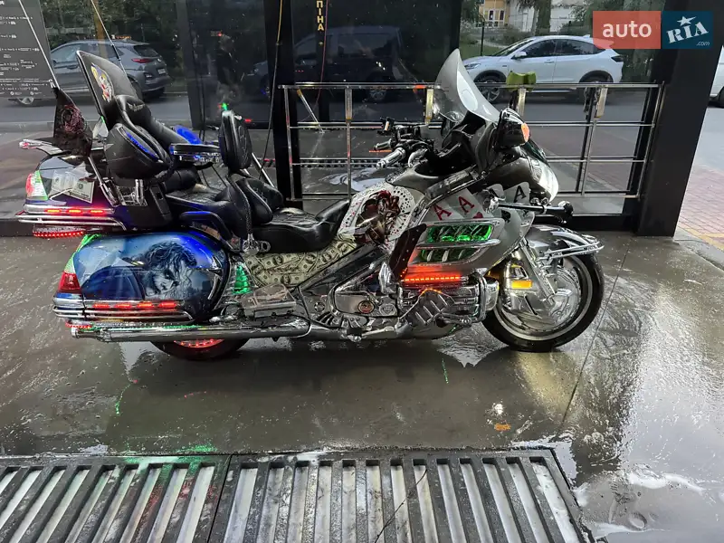 2008 honda gl 1800c