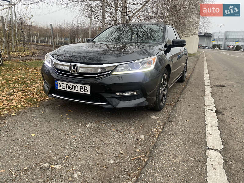 2016 HONDA Accord