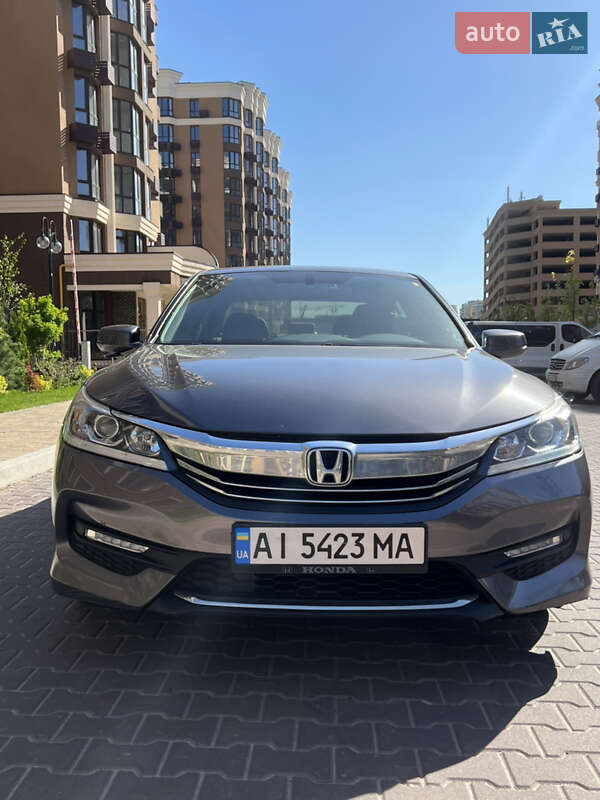 2017 HONDA Accord