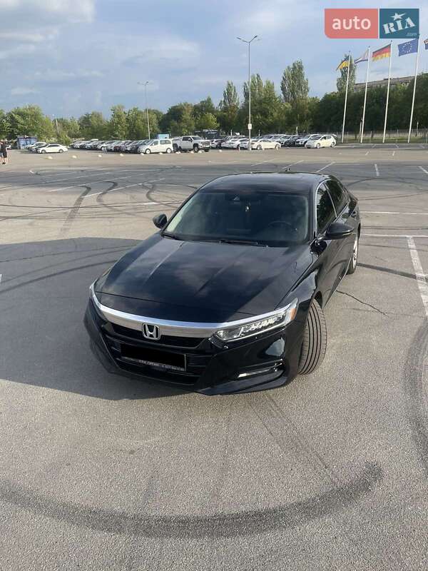 2018 HONDA Accord