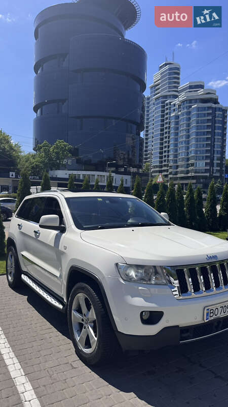 2011 jeep grand cherokee