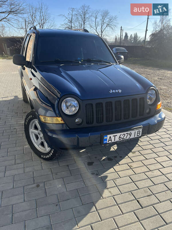 2005 jeep cherokee